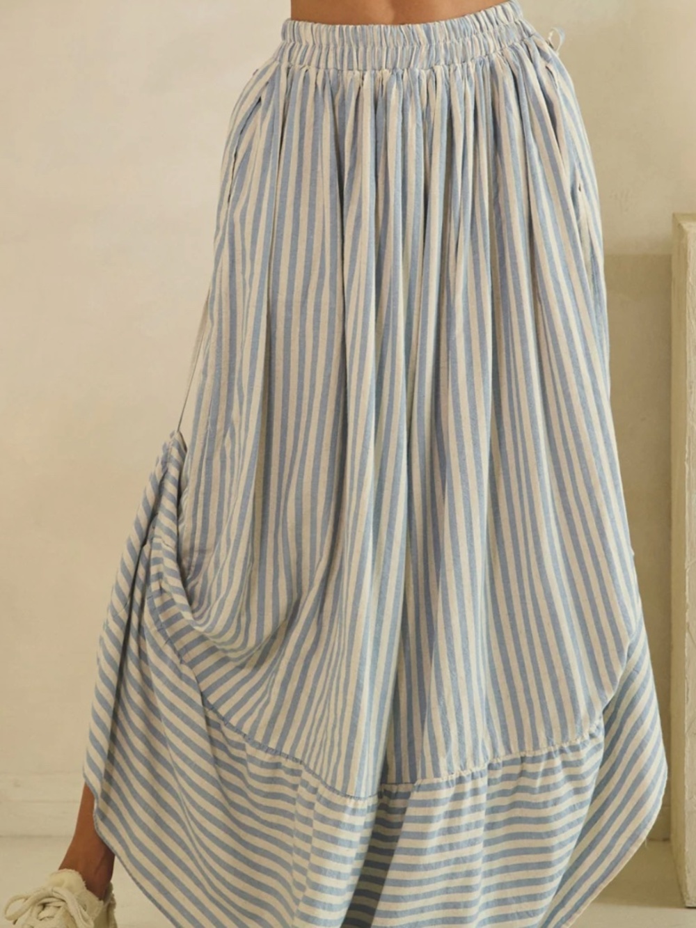 Oli & Hali Striped print Stretchy Waist Gathered Detail Wide leg Pants - Picture 2 of 8